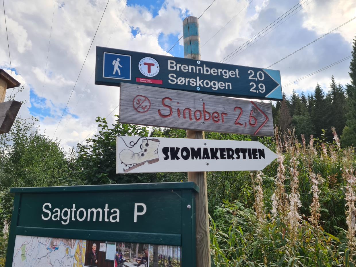 Torsdag 20.08.20 Lillomarka. Brennberget - Sørskogen. Nittedal Kommune.