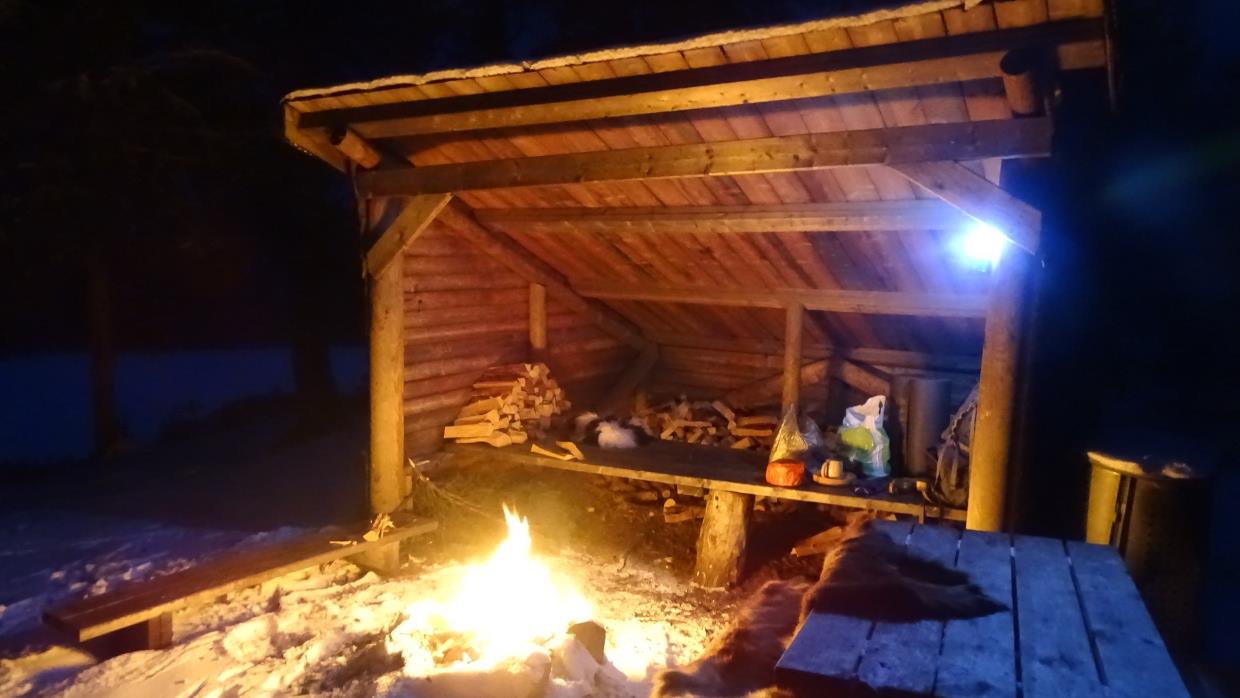 En natt i Gapahuk i Gullverket - Eidsvoll